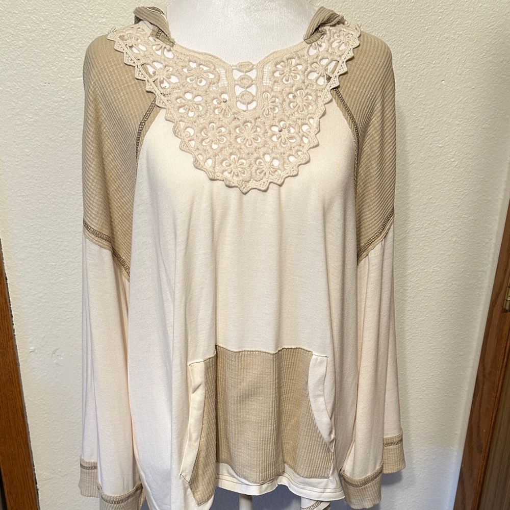NWOT POL Cream and Tan Lace Hoodie